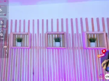 Chaturbate Live Sex Cam of ciara_blake