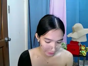 Chaturbate Live Sex Cam of seductive_abia