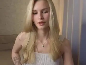 Chaturbate Live Sex Cam of yennaone