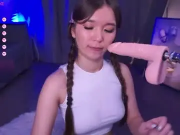 Chaturbate Free Porn Cam of mentallymonika