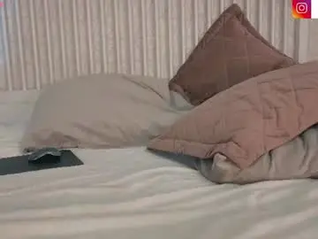 Chaturbate Live Sex Cam of your_bunnygirl