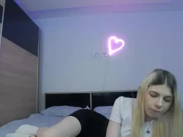 Chaturbate Live Porn of innocentangel2