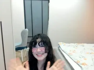 Chaturbate Nude Webcam of emmilee_