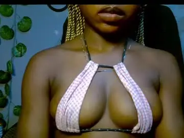 Chaturbate Live Sex Cam of alosexy_bae