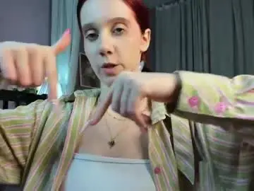 Chaturbate Free Porn Cam of dearly_emily