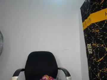 Chaturbate Nude Webcam of bellababy7