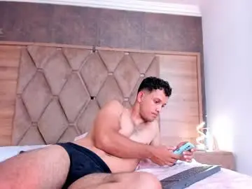 Chaturbate Adult Video Chat of eimyandmaxi