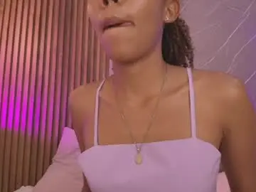 Chaturbate Live Sex Cam of biancaa__18