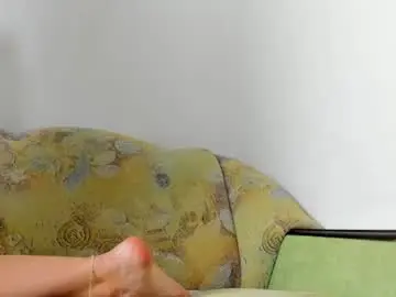 Chaturbate Free Porn Cam of sweet_lil_thing