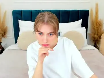 Chaturbate Live Sex Cam of ericalow