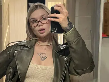 Imlive Free Live Porn of LizzFlores