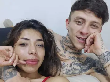 Livejasmin Nude Webcam of AronAndKate