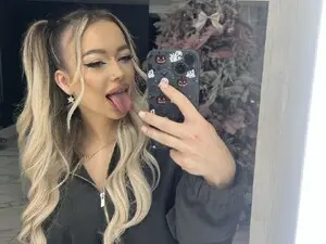 Myfreecams Live Sex of KylieJoyce