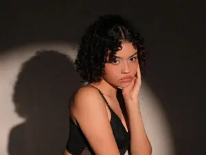Myfreecams Free Porn Cam of Chloe_Cortez