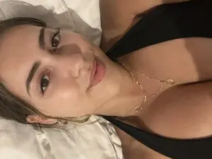 Myfreecams Sex Chat of Sieenna