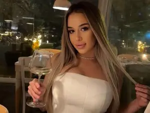 Myfreecams Best Webcam of LexxySelena