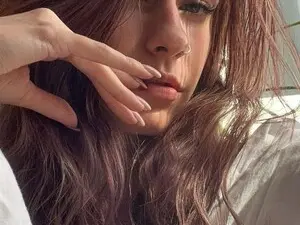 Myfreecams Live Sex Cam of RoxanneJoy