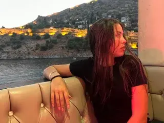 Streamate Watch Live Sex Cams of Millie_Mose21
