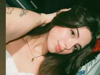 Streamate Free Porn Cam of KyomiHunt