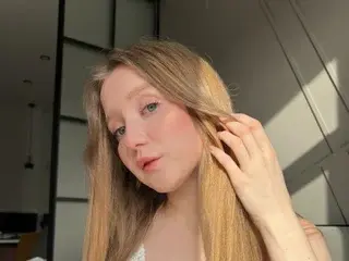 Streamate Adult Video Chat of LilaMeow