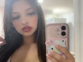 Streamate Live Sex Cam of sweetangelbella