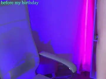 Stripchat Sex Cam of KellyPoter