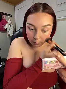 Stripchat Adult Webcam of Karen18_boobs