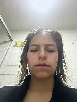 Stripchat Nude Webcam of Kitten_Cam