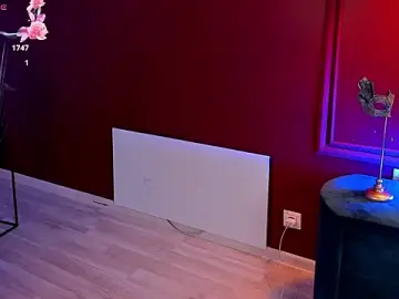 Stripchat Free Porn Cam of LullyFox