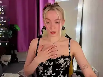 Stripchat Live Sex Cam of R0cket_bunny