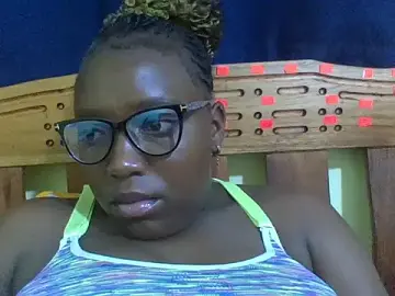 Stripchat Adult Webcam of Roseroca33