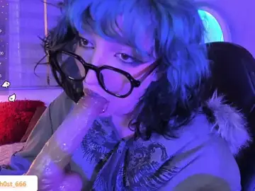 Stripchat Live Sex Cam of Ghosty_Doll