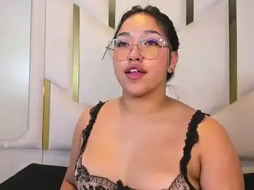 Stripchat Best Webcam of IsabellRodriguez18