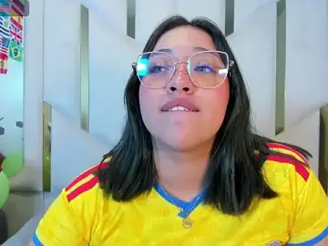 Stripchat Watch Live Sex Cams of IsabellRodriguez18