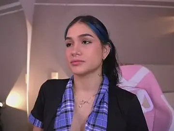 Stripchat Free Porn Cam of AnnyHizzle