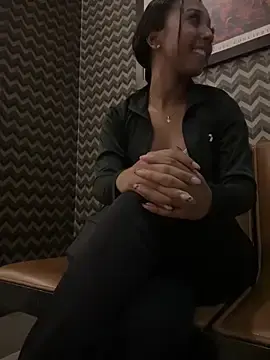Stripchat Live Porn of GabrielaLugo
