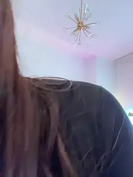 Stripchat Sex Cam of Tiny_lilith