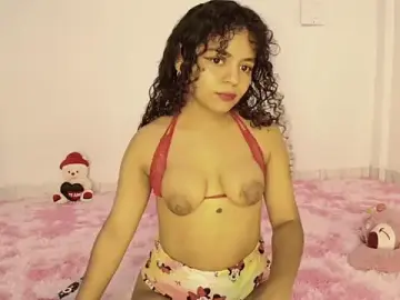Stripchat Adult Webcams of Winnifer_Gonzal