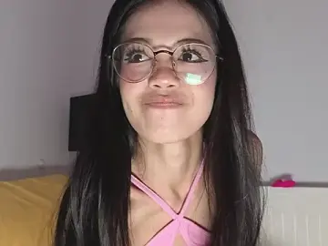 Stripchat Best Webcam of TinyMika