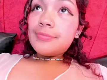Stripchat Sex Cam of Camilla_Miller01