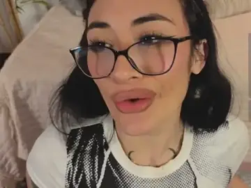Stripchat Live Sex Cam of aprildreams19