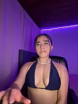 Stripchat Free Porn Cam of amelia_hall