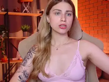 Stripchat Free Porn Cam of EllieCutes
