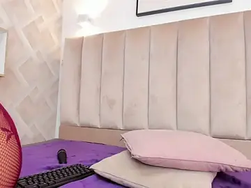 Stripchat Free Live Porn of Anniie_Queen
