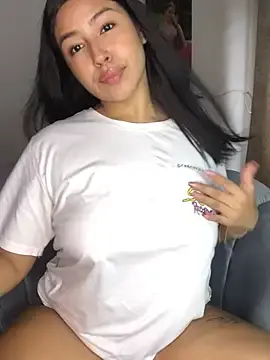 Stripchat Free Live Porn of EmmaRossem
