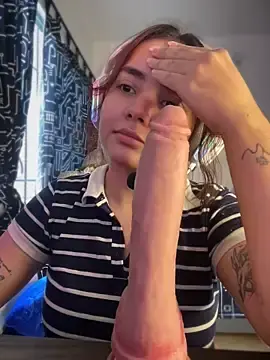 Stripchat Best Webcam of Ema_kraus