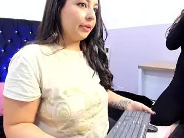 Stripchat Free Porn Cam of Kimkalifa_