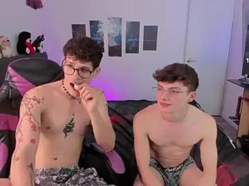 Stripchat Sex Cam of andybxby
