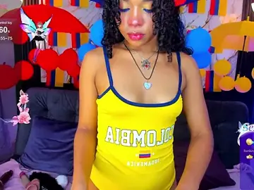 Stripchat Best live sex cam show of lucie_petite