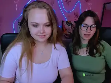 Stripchat Live Porn of keri_ti